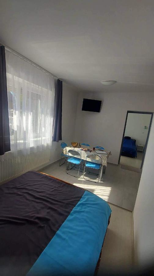 Kiss-Szollosi Vendeghaz II Lola Debreţin Exterior foto